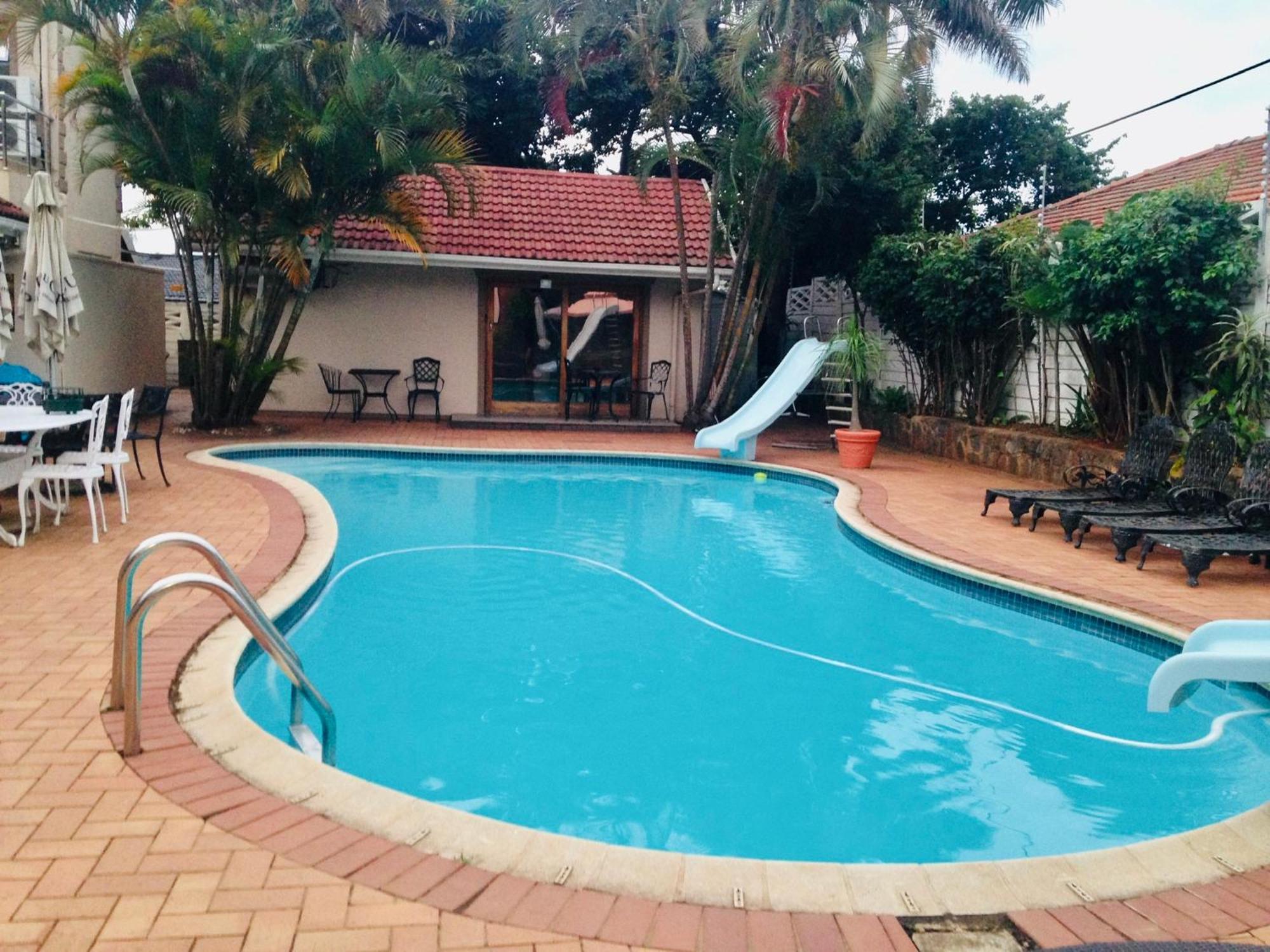 Umhlanga Self Catering Guest House เดอร์บัน ภายนอก รูปภาพ
